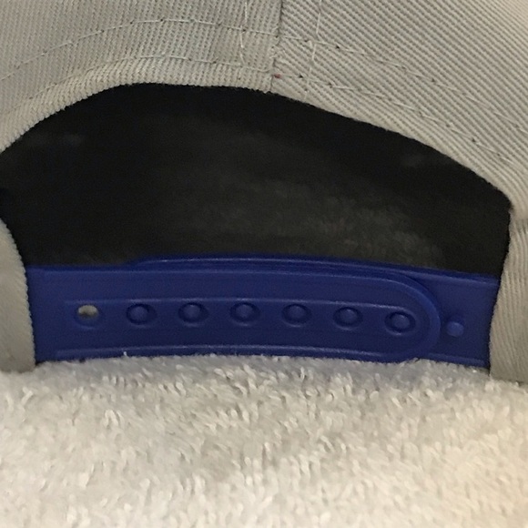 King Ice for London England Grey & Blue SnapBack Adjustable Travel & Ball Cap - Picture 9 of 16